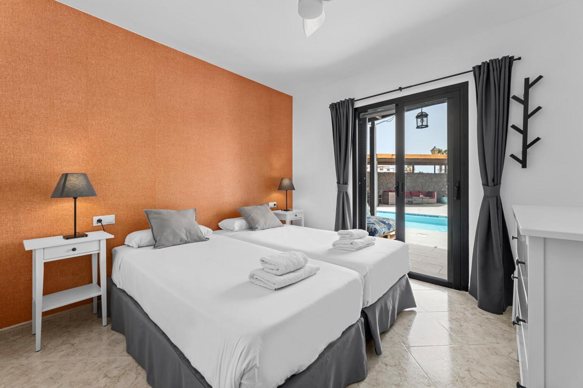 3 Bedroom Villa With Private Pool Close To Papagayo Beach ปลายาบลังกา ภายนอก รูปภาพ
